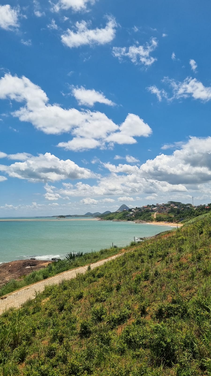 Vista da costa de Iriri a partir do loteamento